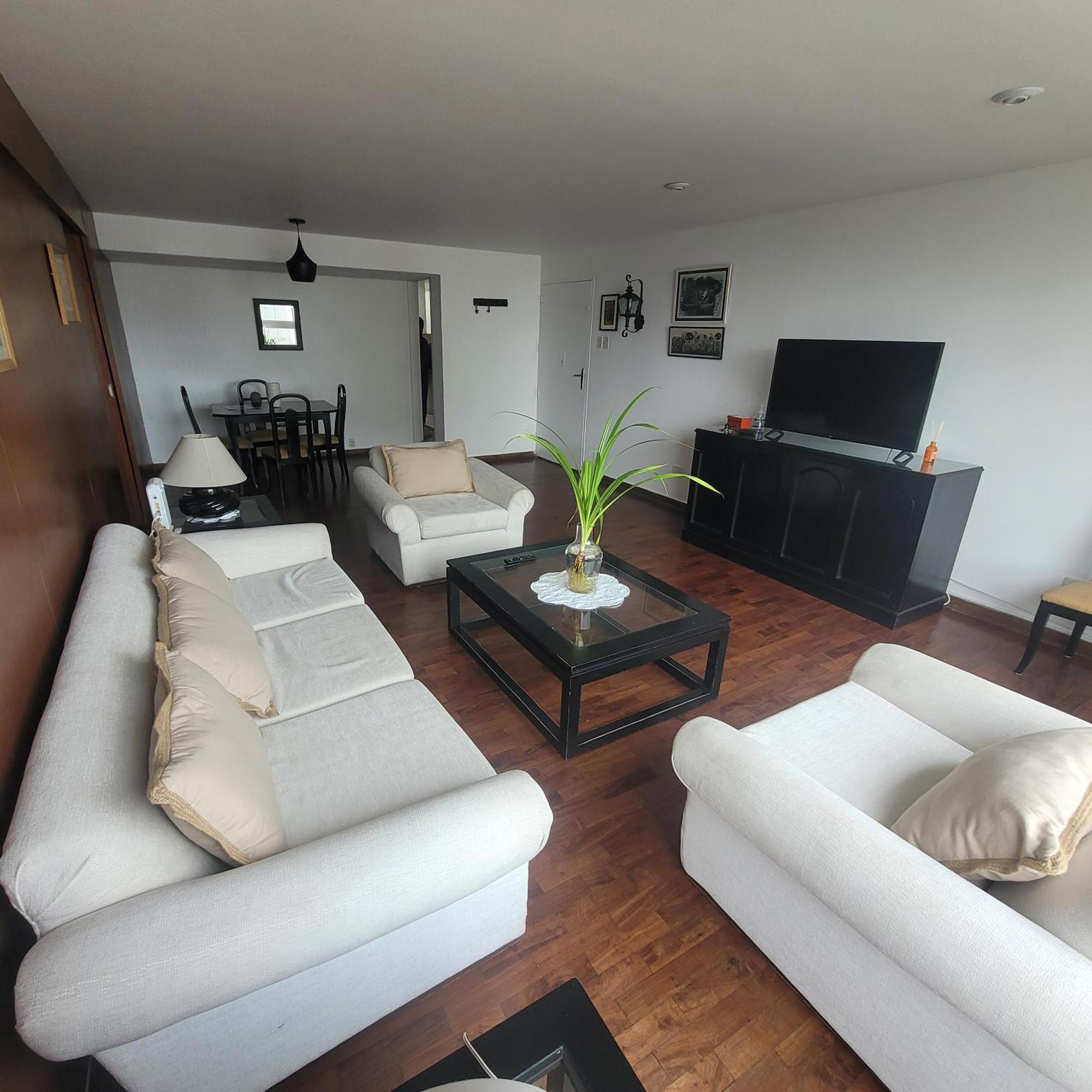 The Guest House 1 At The Booming Center Of Miraflores, Lima - Peru المظهر الخارجي الصورة