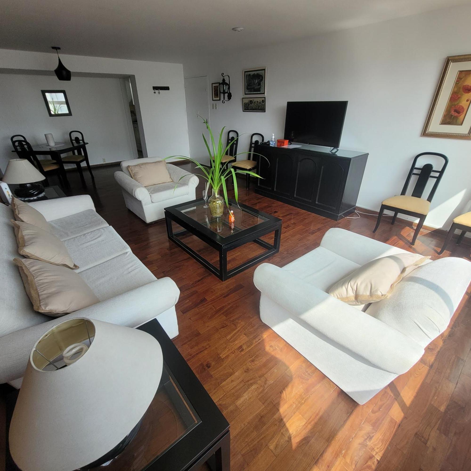 The Guest House 1 At The Booming Center Of Miraflores, Lima - Peru المظهر الخارجي الصورة